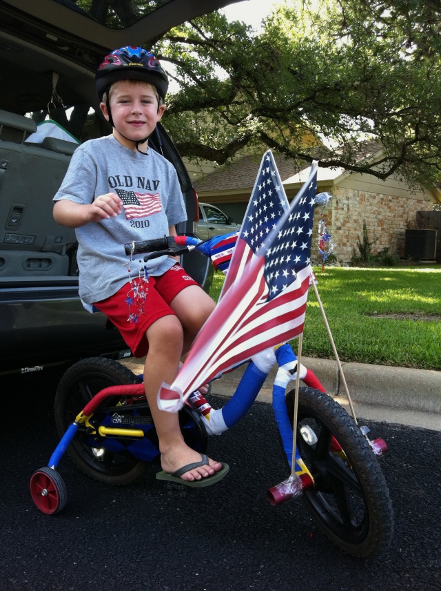 2011/00(Misc)/640x480_2011-07-04-4th of July for J H & Kids-02.jpg